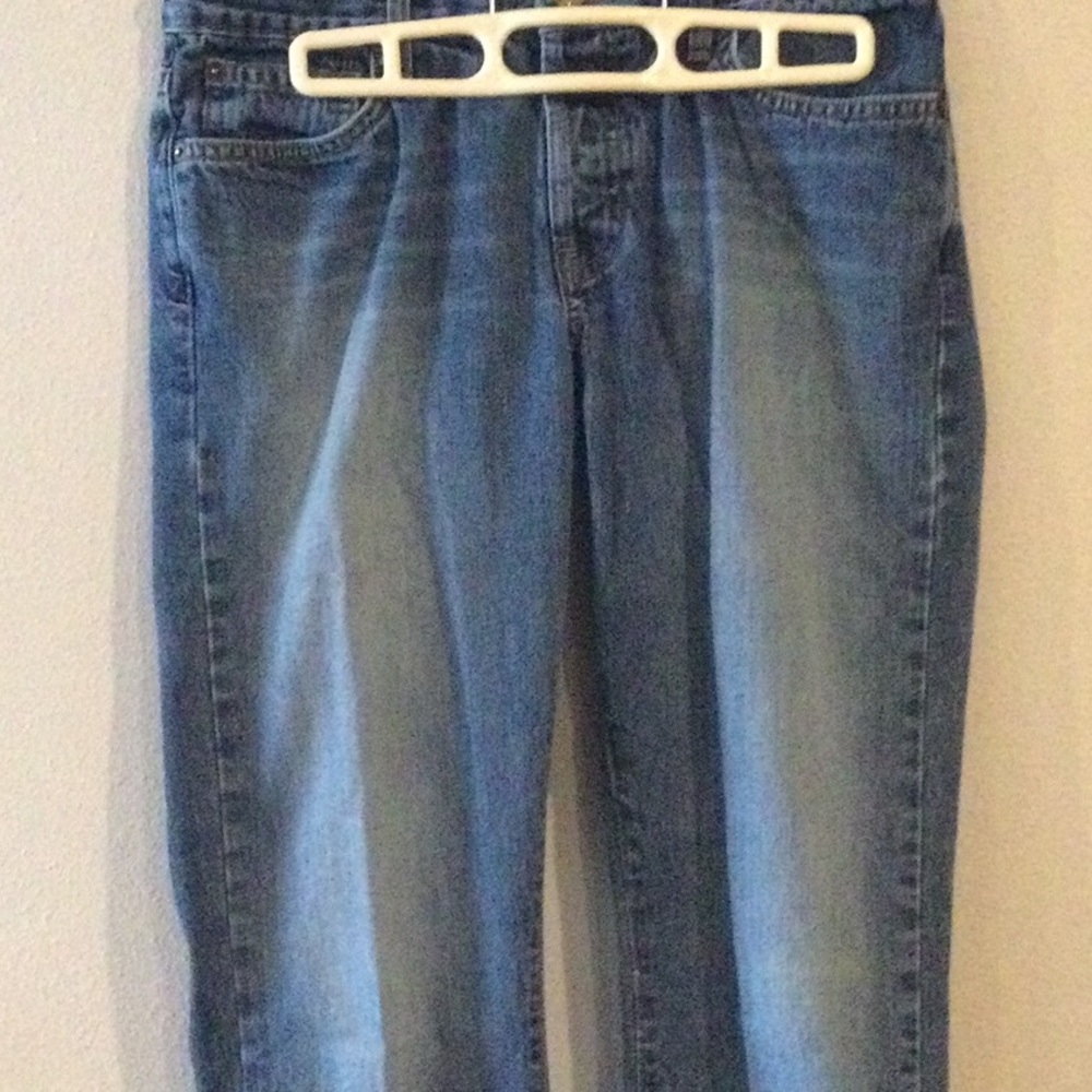 Classic Blue Women's Jeans 100% cotton size 4R.